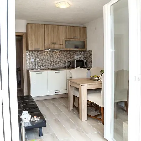 Marina Pavic Apartman Hvar Town