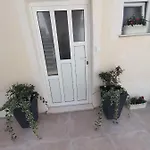 Marina Pavic Apartment Hvar Town